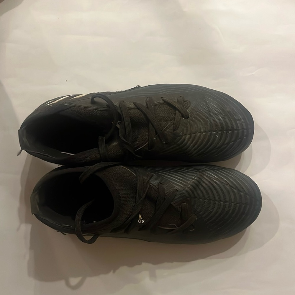 Boys soccer cleats, Used, Size 3 in Men’s, Black